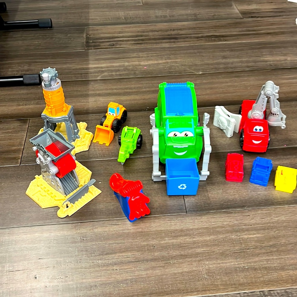 Boys playdoh toys